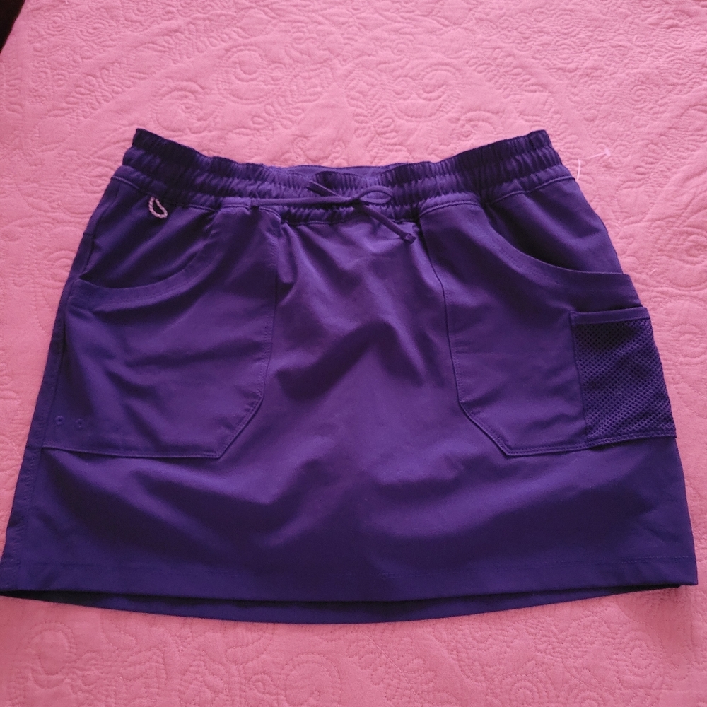Nwot Columbia Active Skort size Small